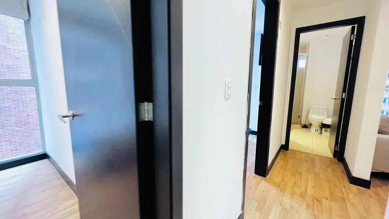 Apartamento Departamento De Lujo Con Terraza Piso Alto Y Vista 3 Habitaciones Diagonal Al Hotel Sheraton Quito